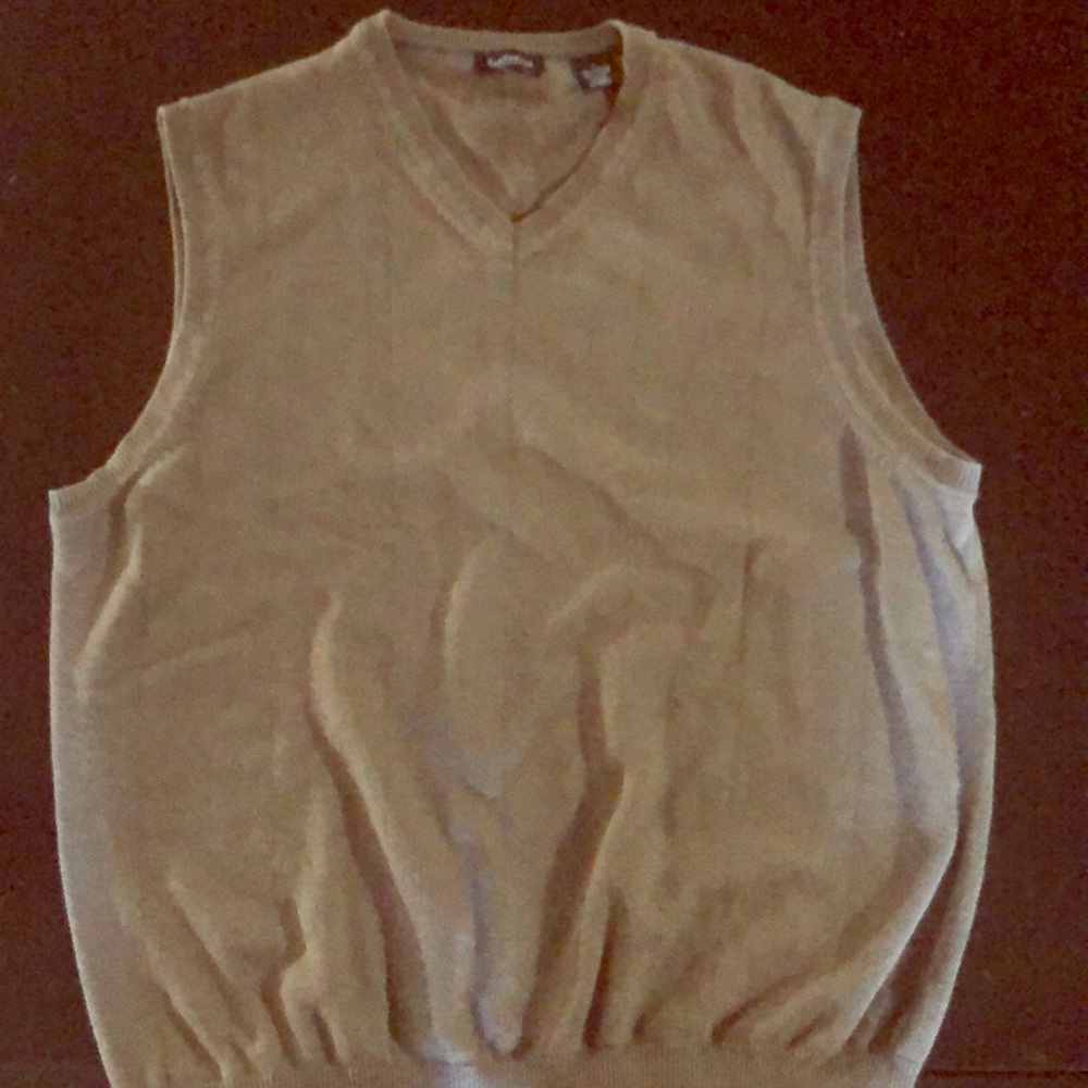 Men’s sweater vest